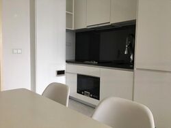 Lincoln Suites (D11), Condominium #458690001